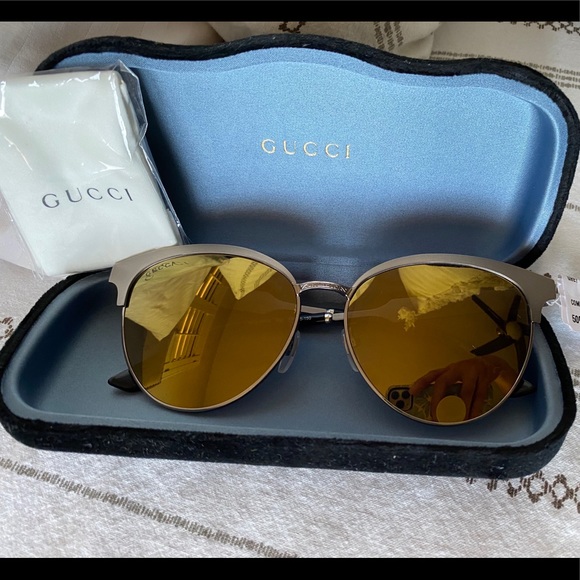 Gucci Accessories - Gucci Sunglasses NEW Never worn!